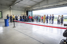 Nowy hangar Akademickiego Ośrodka Szybowcowego w Bezmiechowej