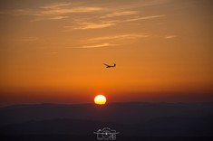 Nowy hangar Akademickiego Ośrodka Szybowcowego w Bezmiechowej