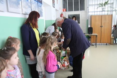 Mikołajkowe prezenty dla dzieci z Bezmiechowej